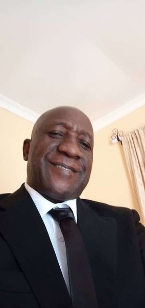 Kiongozi wa Tuishi Tena Foundation